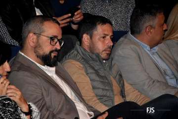 Un turismo se prende fuego y queda totalmente calcinado/FJS Fotografía.